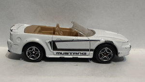 White '99 Mustang 1999 Matchbox Diecast Car