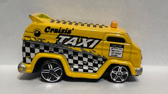 Yellow Cruisin Taxi Vantasy Maisto Diecast Car