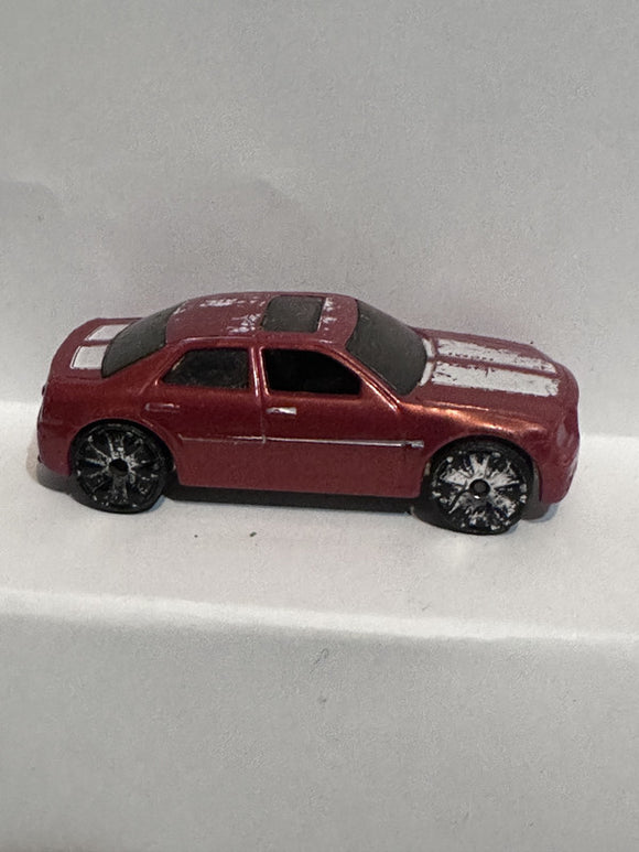 Red Chrysler 300C Hemi ©2005 Hot Wheels Diecast Car