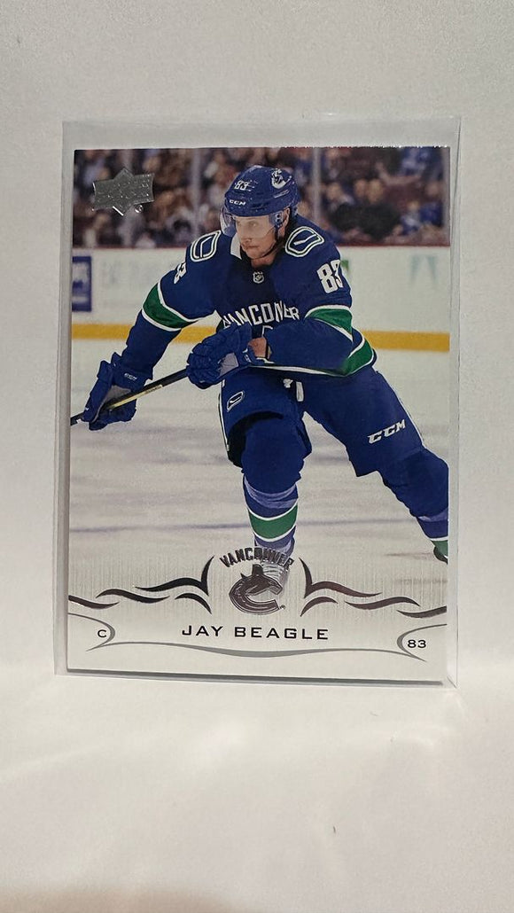 #427 Jay Beagle Vancouver Canucks 18-19 Upper Deck Series 1 Hockey Card