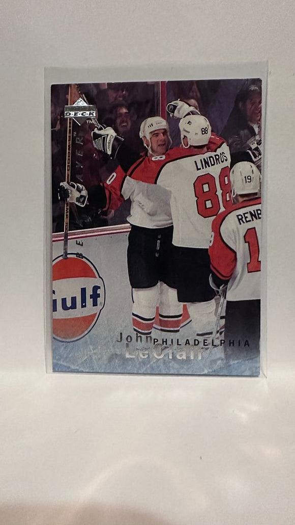 #130 John LeClair Philadelphia Flyers 96-97 Upper Deck Hockey Card