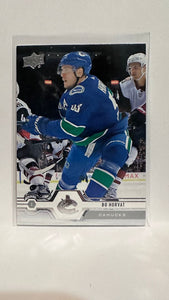 #169 Bo Horvat  Vancouver Canucks 19-20 Upper Deck Series 1 Hockey Card