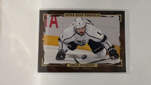 #119 Drew Doughty Los Angeles Kings 15-16 Upper Deck Portfolio Hockey Card