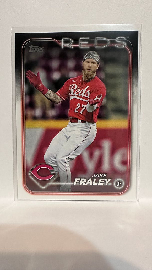 #261 Jake Fraley Cincinnati Reds 2024 Topps Baseball Card