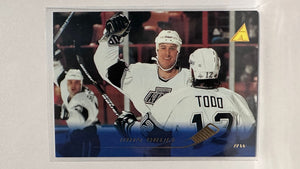 #113 John Druce Los Angeles Kings 95-96 Pinnacle Hockey Card