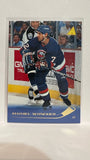 #28 Mathieu Schneider New York Islanders 95-96 Pinnacle Hockey Card