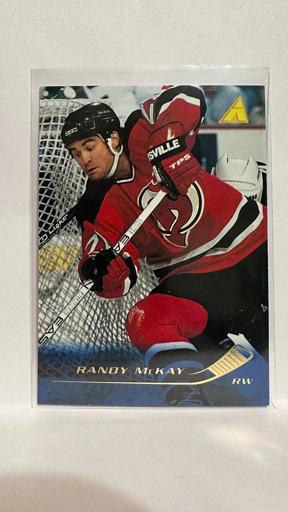 #92 Randy McKay New Jersey Devils 95-96 Pinnacle Hockey Card