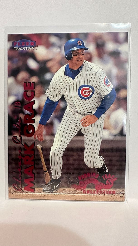 #117W Mark Grace Warming Track Chicago Cubs 1999 Fleer Tradtion Baseball Card