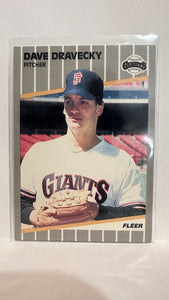 #327 Dave Dravecky San Francisco Giants 1989 Fleer Baseball Card