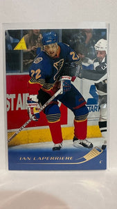 #127 Ian Laperriere St Louis Blues 95-96 Pinnacle Hockey Card