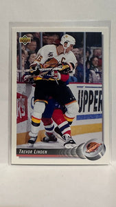 #158 Trevor Linden Vancouver Canucks 92-93 Upper Deck Hockey Card