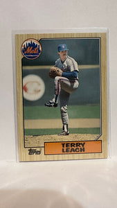 #63T Terry Leach New York Mets 1987 Topps Baseball Card