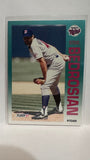 #197 Steve Bedrosian Minnesota Twins 1992 Fleer Baseball Card