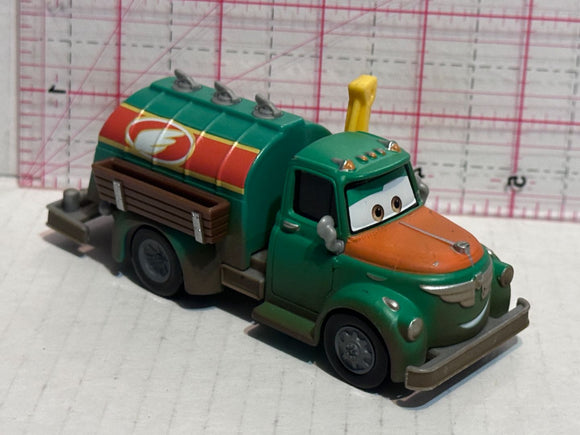 Chug Fuel Truck Disney Pixar Planes Fire and Rescue CBM50 X9468 Auto Toy