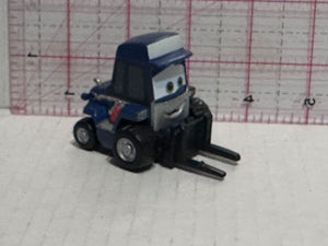 Maru Pitty Forklift BDB91 Disney Pixar CARS Auto Toy