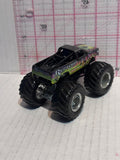 Black Reptoid Monster Truck Hot Wheels Auto Toy