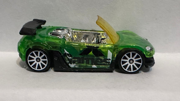 Green X Games Trak-Tune 2003 Hot Wheels Diecast Car