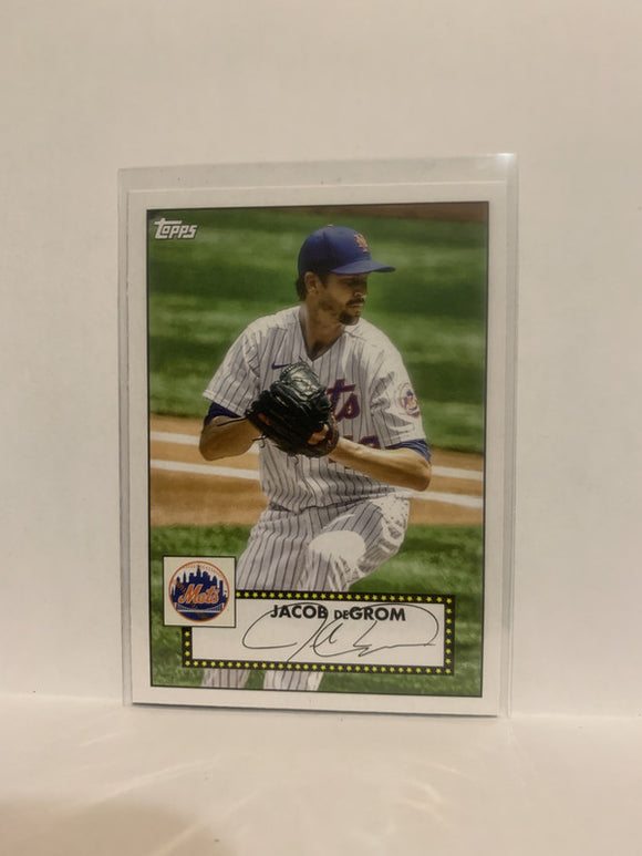 T52-15 Jacob Degrom New York Mets 2021 Topps Series One Baseball Card