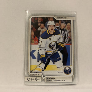 #293 Evan Rodrigues Buffalo Sabres   2018-19 O-Pee-Chee Hockey Card A2B