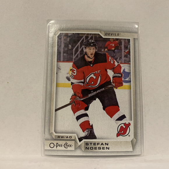 #329 Stefan Noesen New Jersey devils   2018-19 O-Pee-Chee Hockey Card A2B