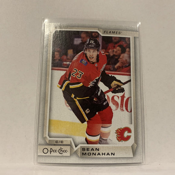 #114 Sean Monahan Calgary Flames   2018-19 O-Pee-Chee Hockey Card A2D