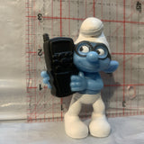 Brainy Smurf peyo 2011 Mcdonalds Smurfs Toy Figure Action Figure AA30