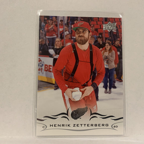 #64 Henrik Zetterberg Detroit Red Wings  Series 1 2018-19 Upper Deck Hockey Card A2X