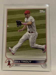 #27 Mike Trout Los Angeles Angels 2022 Topps Series 1 Baseball Card MLB