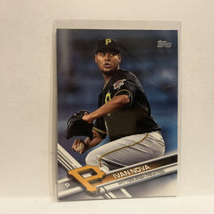 #80 Ivan Nova Pittsburgh Pirates 2017 Topps Series 1 Baseball Card IP