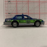 Blue Taxi 2006 Ford Crown Victoria ©2005 Matchbox Diecast Car ED