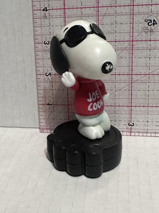 Joe Cool Snoopy Peanuts 2018 Mcdonalds  Toy Character