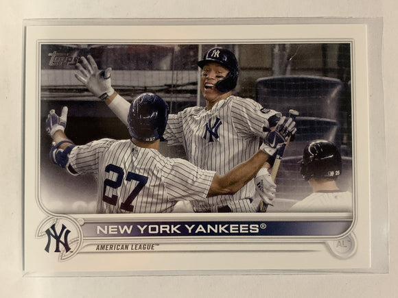 #121 Yankee Stadium New York Yankees 2022 Topps Series One Baseball Card MLB