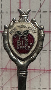 New York City The Big Apple Shovel Josef New York Souvenir Spoon