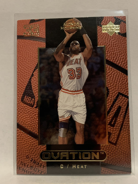 #29 Alonzo Mourning Miami Heat 1999-00 Upper Deck Ovation Basketball Card NBA