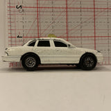 White Ohio Buckeye Ford Crown Victoria Taxi Mcdonalds ©2002 Matchbox Diecast Car GK