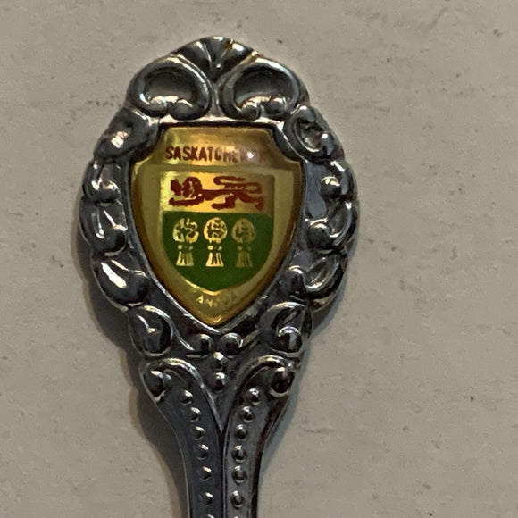 Shell Lake Saskatchewan Crest emblem Collectable Souvenir Spoon CE