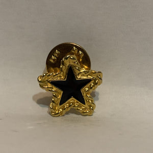 Rope around a Star Lapel Hat Pin