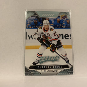 #68 Jonathan Toews Chicago Blackhawks  2019-20 UD MVP Hockey Card AK