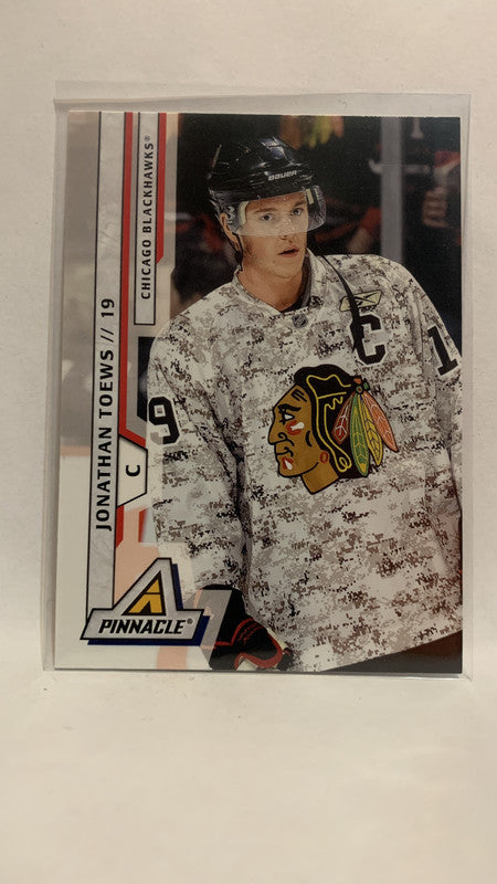 #157 Jonathan Toews Chicago Blackhawks 2001-12 Pinnacle Hockey Card  NHL