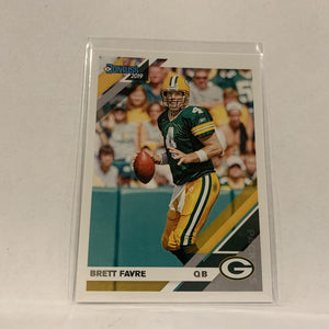 #105 Brett Favre Green Bay Packers  2019 Donruss Football Card AR