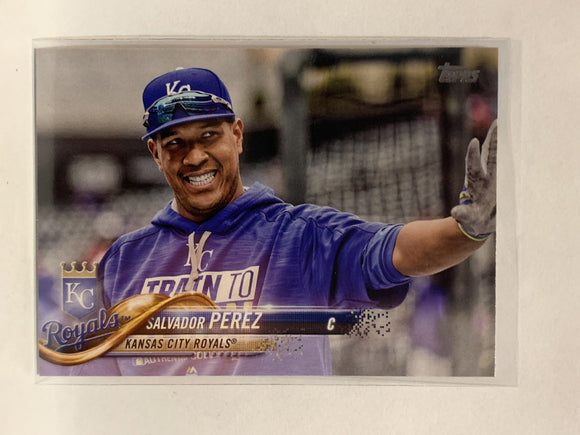 #290 Salvador Perez Kansas City Royals 2018 Topps Series One  Baseball Card MLB