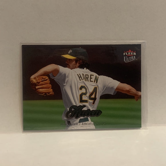 #132 Dan Haren Oakland Athletics 2007 Fleer Ultra Baseball Card HJ