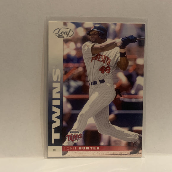 #124 Torii Hunter Minnesota Twins 2002 Donruss Leaf Baseball Card HJ